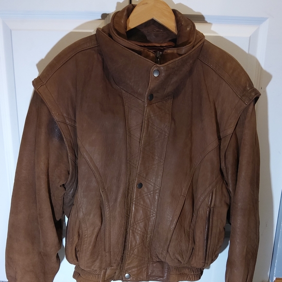 COPY - Oversized 90's Brown Leather Jacket - Picture 3 of 5